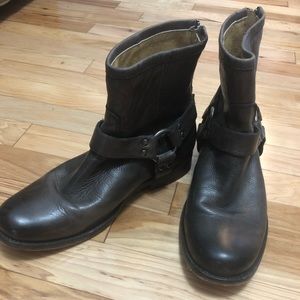 Frye boots size 7.5